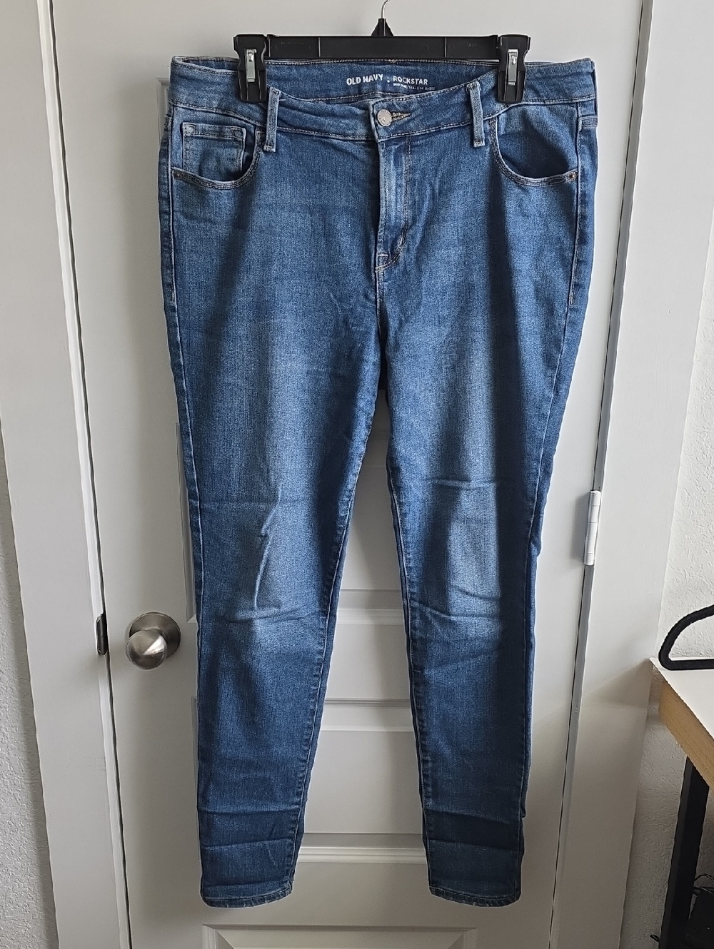 Old Navy Skinny Rockstar Jeans Mid Rise Size 14 G030